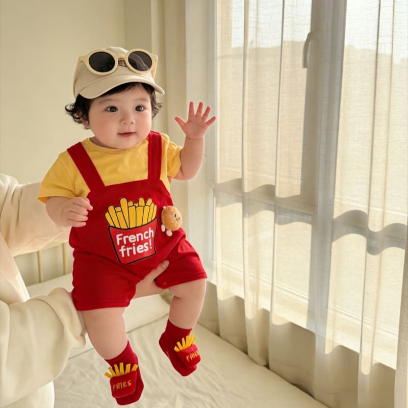NT BABY-224 ชุดจั๊มสูทเด็กลายเฟรนช์ฟรายส์ สีแดงสดใส น่ารักสุดคิ้วท์ ชุดชิ้นเดียว ใส่ง่าย สะดวกสุดๆ รูปที่ 4