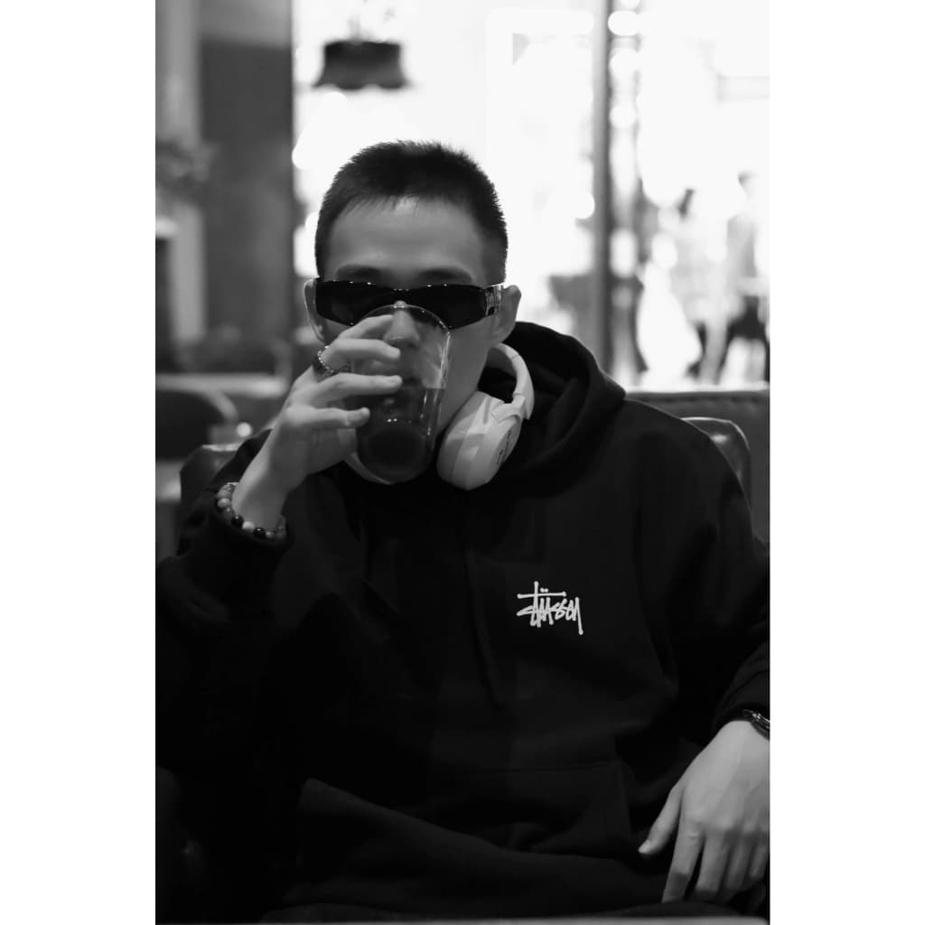เสื้อสเวตเตอร์มีฮู้ด สำหรับผู้ชายและผู้หญิงSTUSSY BASIC LOGO HOODIE ผ้าฝ้ายแท้เสื้อสวมหัวคู่มีฮู้ดแบรนด์อินเทรนด์ รูปที่ 5