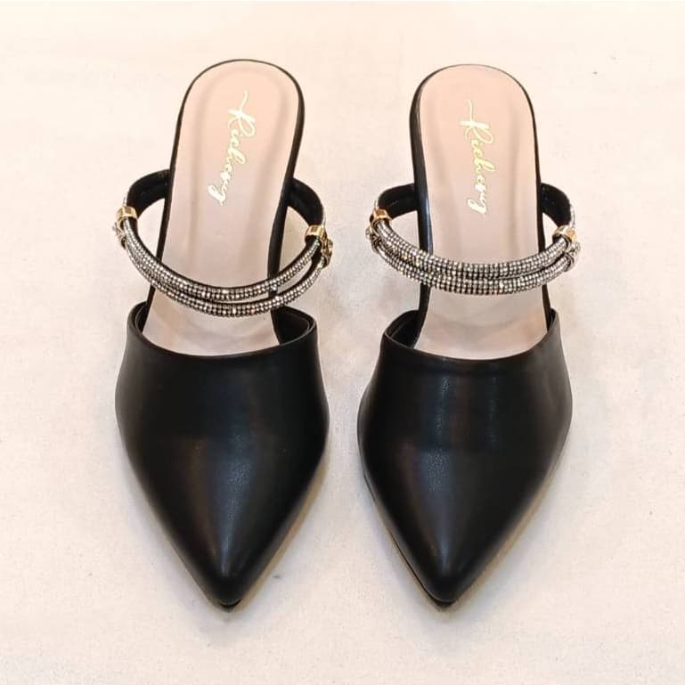 New!!!งานพรีเมี่ยม รองเท้าส้นสูงใส่ได้ทั้งรัดส้นและแบบสวม หนัง PU อย่างดี พื้นรองเท้ามีตัวรับเท้า รูปที่ 6