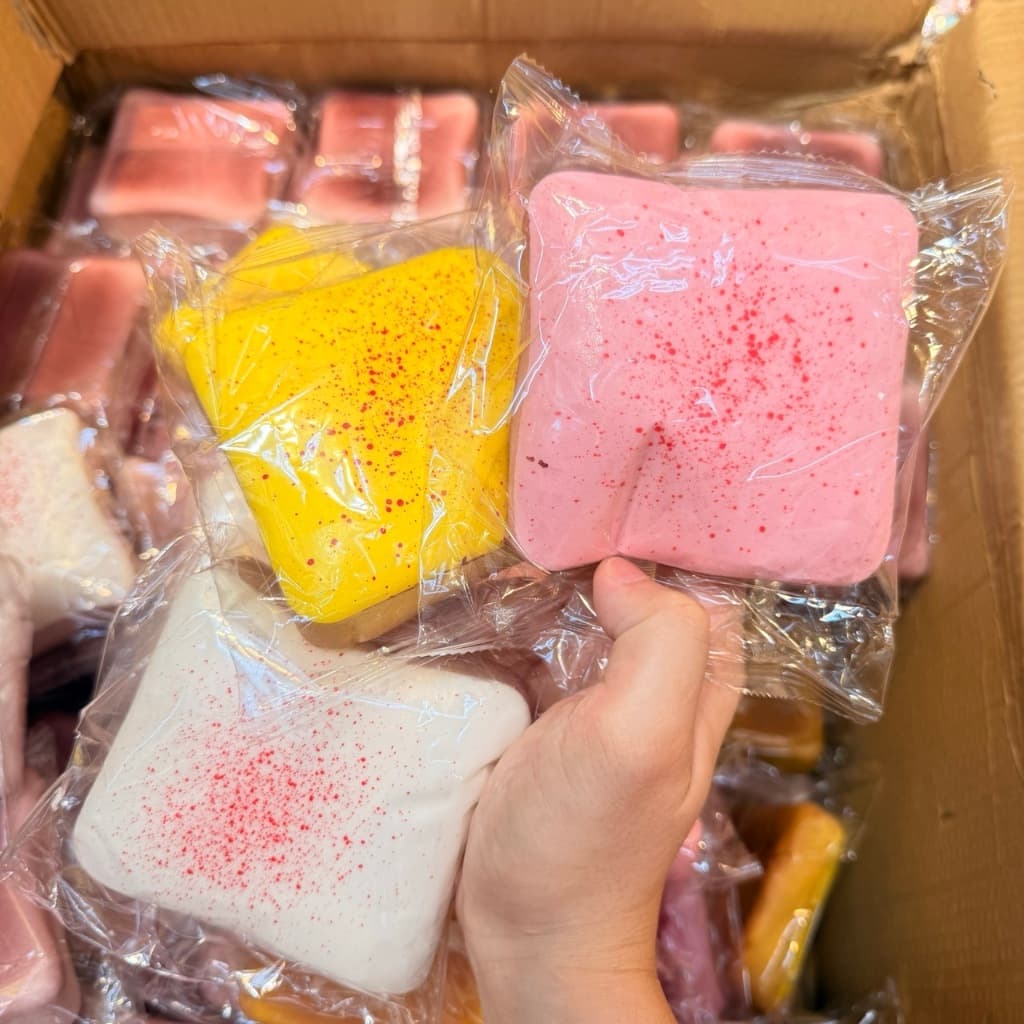 สกุชชี่ ของเล่นหยิกเด้งช้า,ของเล่นบีบอัด, เหมาะสำหรับการบีบอัด, ของเล่นคลายเครียด ขนมปังจำลอง อาหารจำลอง รูปที่ 6
