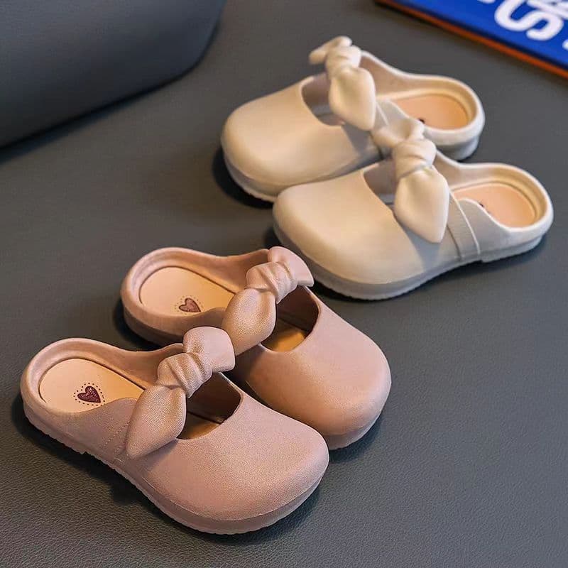 Babyonline 2J3-4 รองเท้าแตะแบบสวมแต่งโบว์สำหรับเด็กผู้หญิงสไตล์คุณหนู ใส่สบาย มีกันลื่น รูปที่ 3
