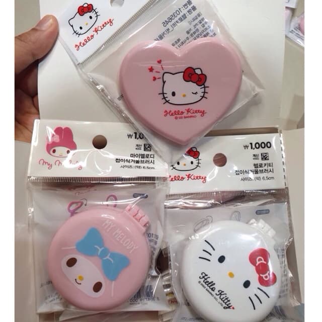 Daiso Korea Hello Kitty & My Melody หวี สุดน่ารัก พับ พร้อมกระจก 2in1 สุดคิ้วท์! รูปที่ 2
