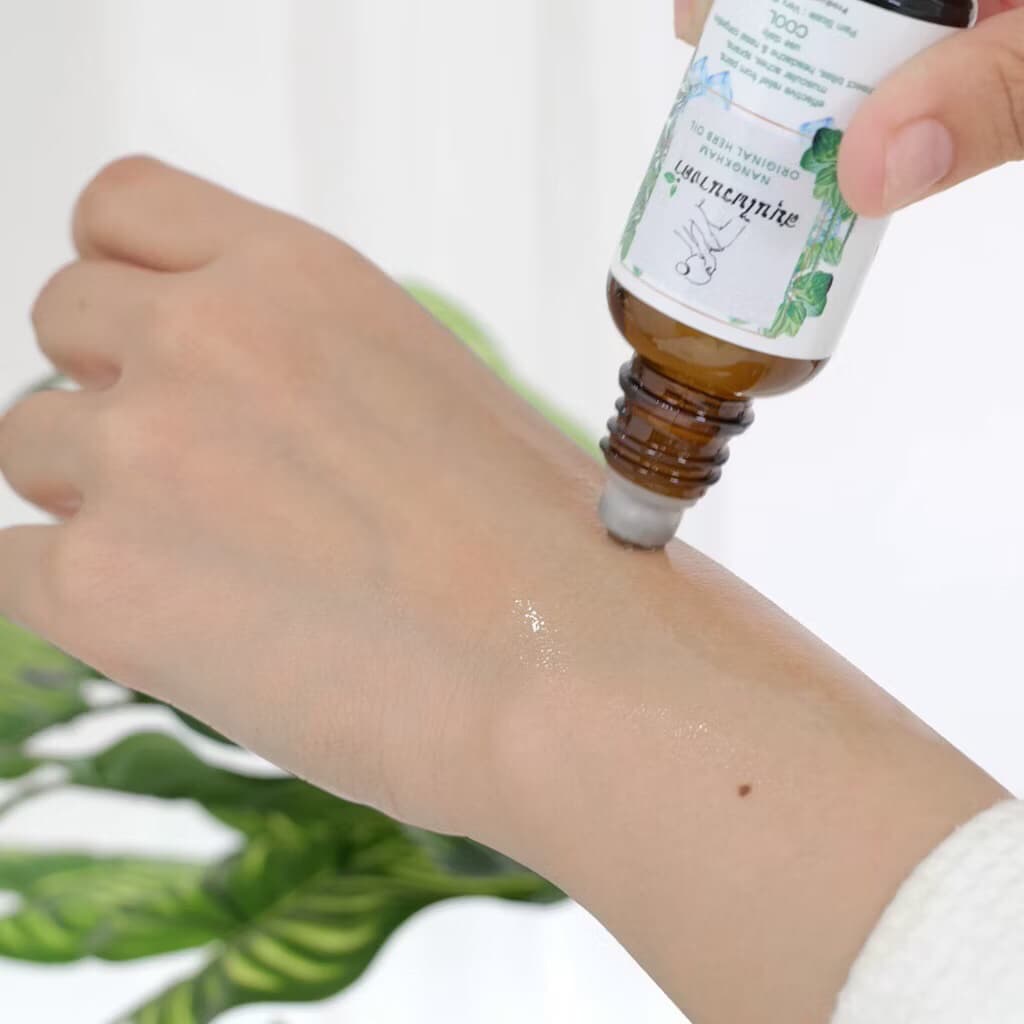 Nangkham Herb สมุนไพร นางคำ น้ํามันนวด 30 ml. รูปที่ 3