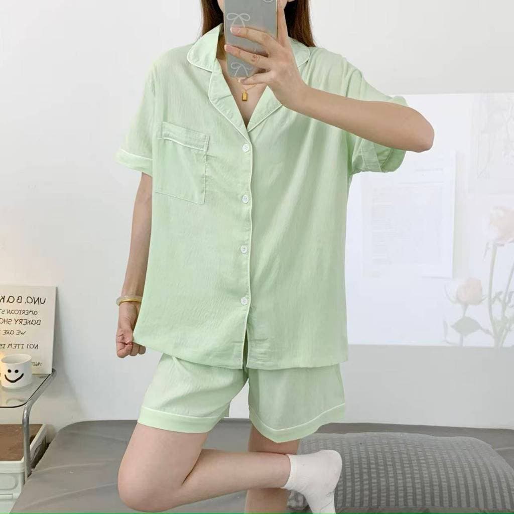 ชุดนอนผ้าไหมญี่ปุ่นสีพื้น เเขนสั้น-ขาสั้น ผ้านิ่มใส่สบาย ฟรีไซส์อก44 รูปที่ 4