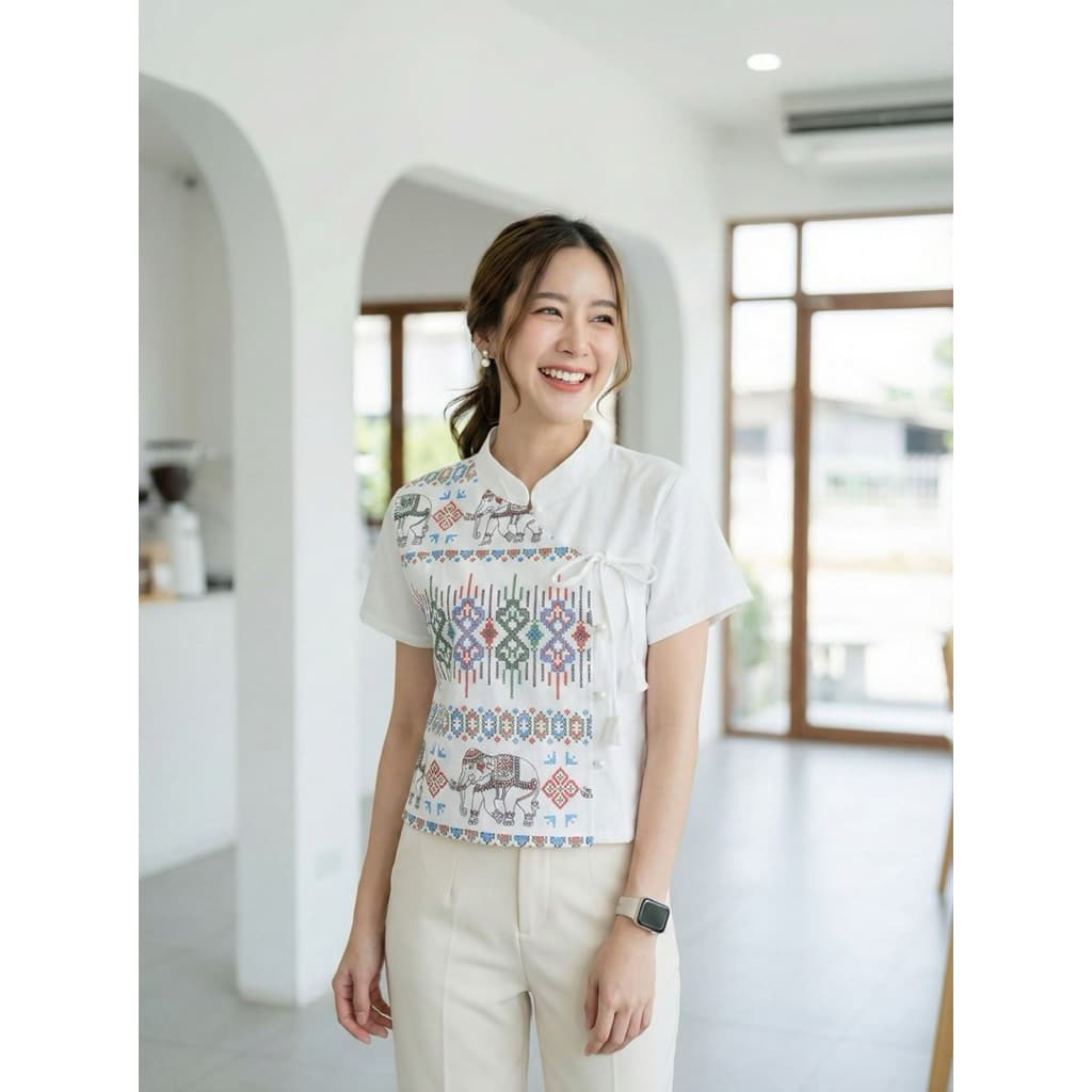เสื้อพื้นเมืองผู้หญิงคอจีนผูกโบว์ ลายทูโทนแต่งผ้าลายช้าง รูปที่ 2