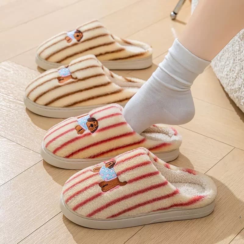 รองเท้าใส่ในบ้าน รองเท้ากำมะหยี่ สลิปเปอร์ พื้นยางPVC กันลื่น NO.T817 แนะนำเพิ่ม2ไซส์ รูปที่ 2