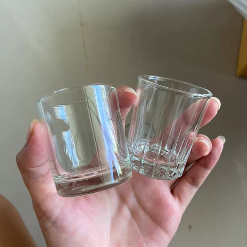 แก้วช็อต แก้วใส เป๊ก ใส่น้ำ 12 ใบ ใส่เครื่องดื่มน้ำ ใส่เทียน แก้วไหว้พระ ไม่ขุ่น ใส่น้ำ เครื่องดื่ม ใส่น้ำถวายหิ้งพระ รูปที่ 9
