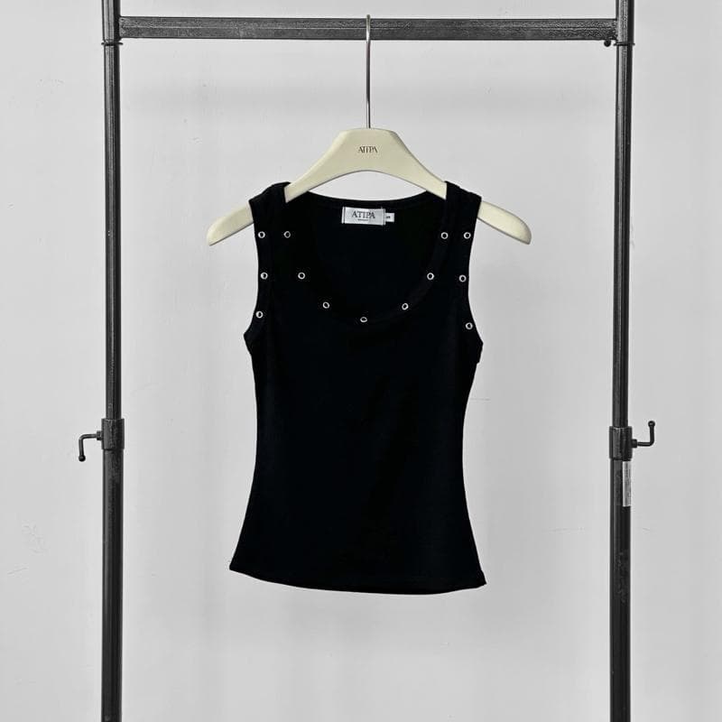 Atipashop - Alpha Loop Top เสื้อกล้ามตอกหมุด คอเหลี่ยม เก็บเนื้อรักแร้ ผ้ายืด ใส่สบาย รูปที่ 8