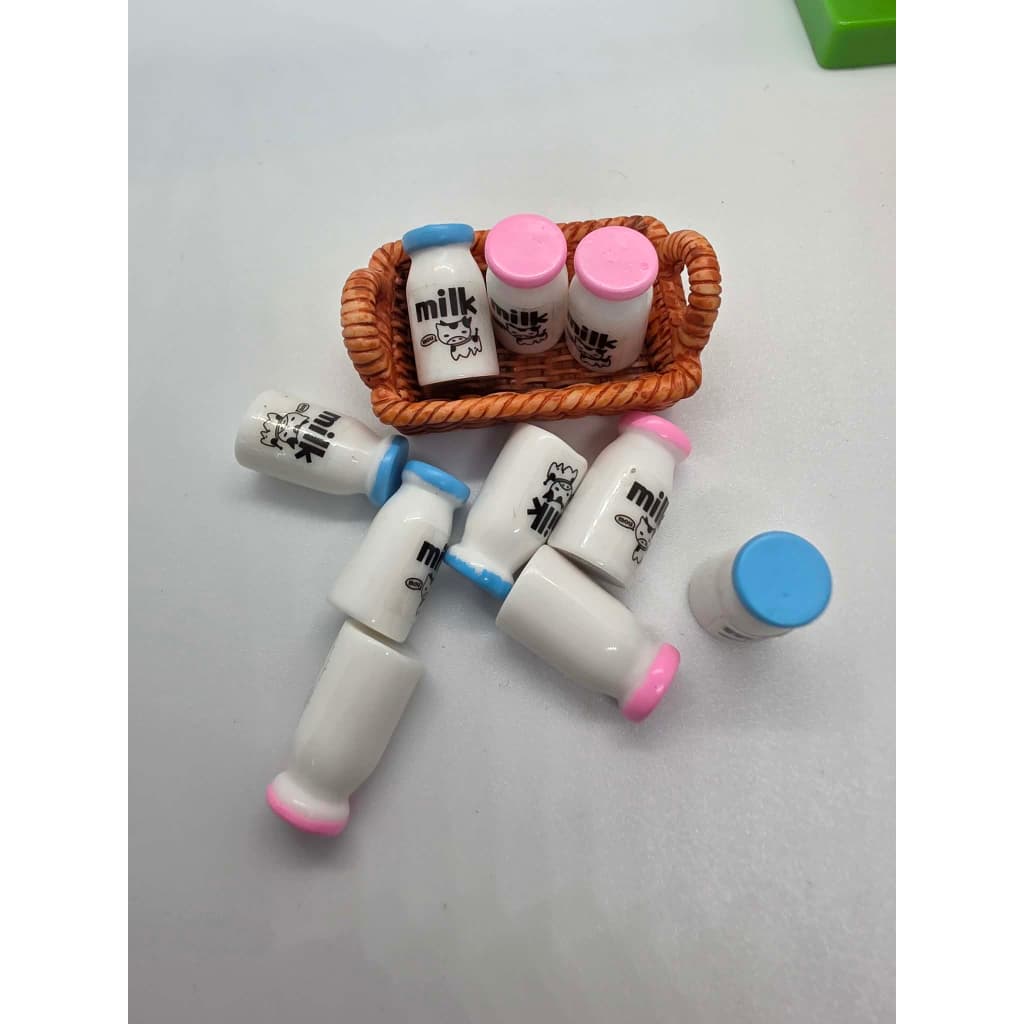 j796ขวดนมmilk ของเล่นของจิ๋วdiy แพ็คละ 10 ชิ้น รูปที่ 3