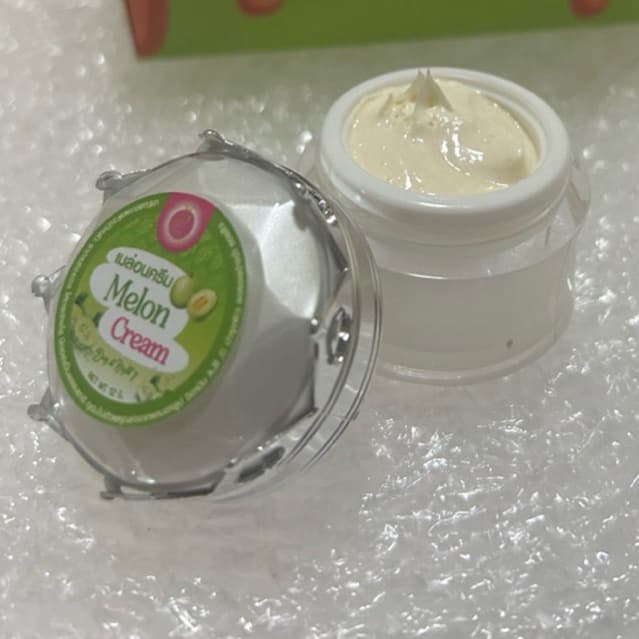 ครีมเมล่อน แพรวาไวท์ Melon Cream Praewa White รูปที่ 1