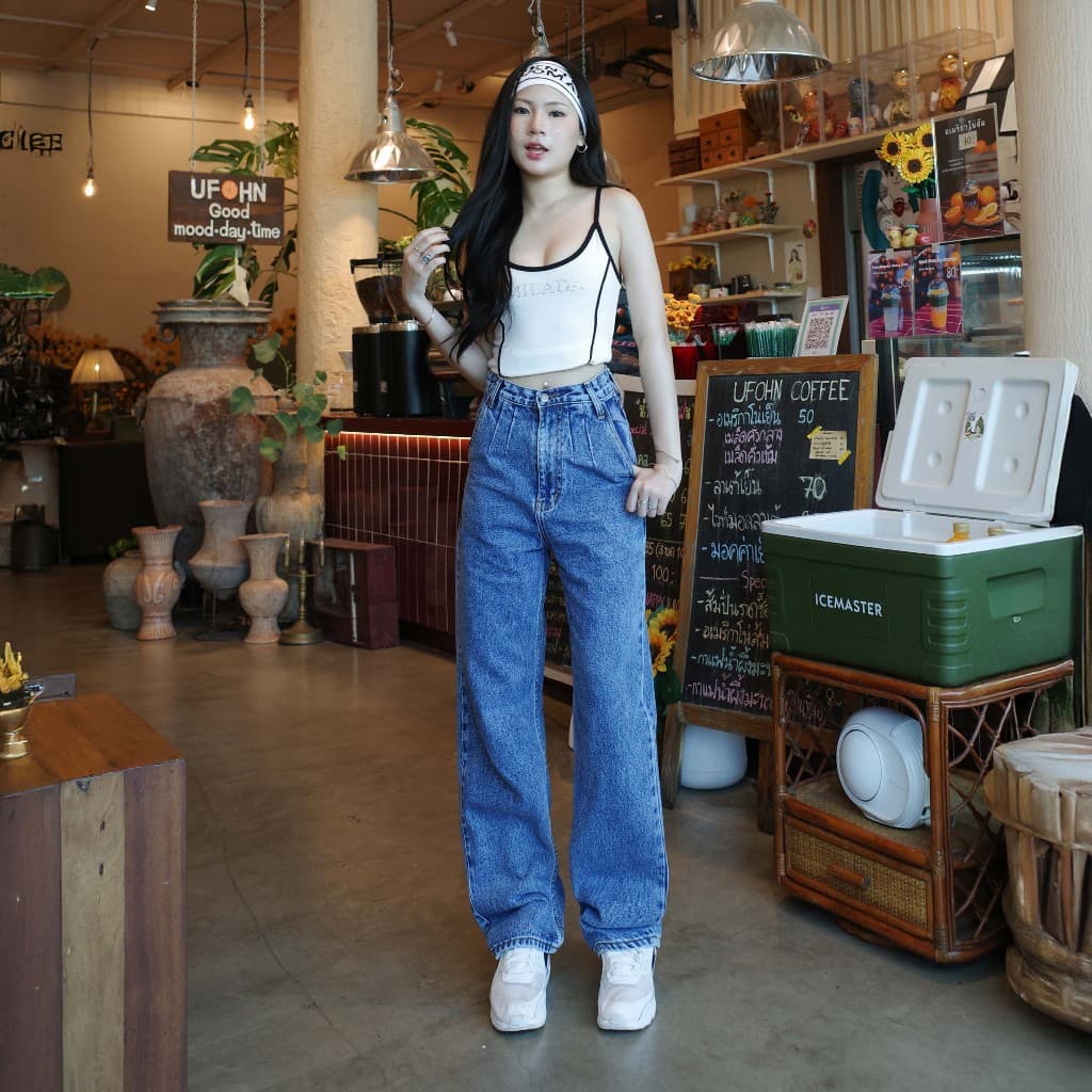 กางเกงยีนส์เอวสูงทรงกระบอกจับจีบ รุ่น Pleated Jeans รูปที่ 5