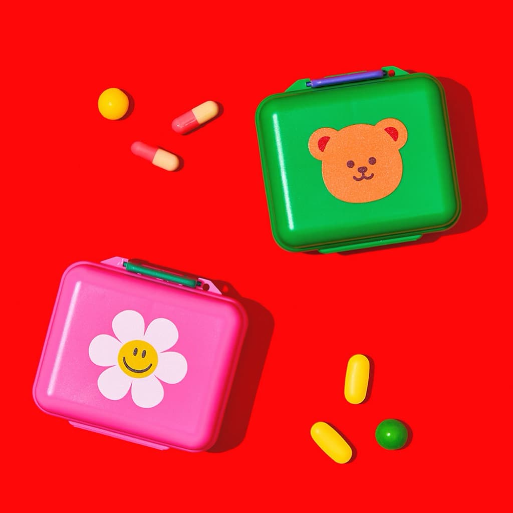 Wiggle WiggleMulti Case ตลับเอนกประสงค์ ใส่ยาพร้อมสติ๊กเกอร์ตกแต่งน่ารักๆ รูปที่ 2