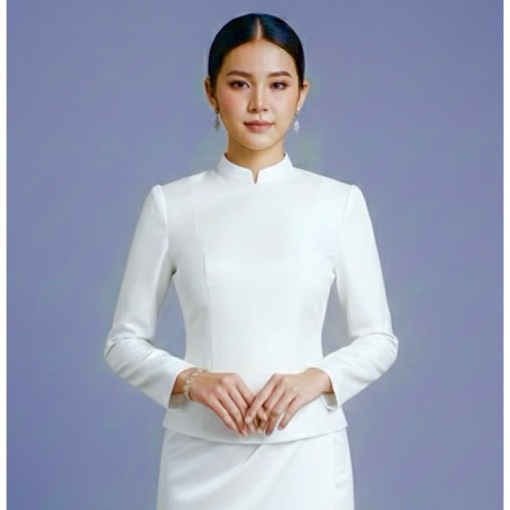 เสื้อไทยบรมพิมานไหมสี่เส้นอัดกาวแน่นแน่นทั้งตัว รูปที่ 1