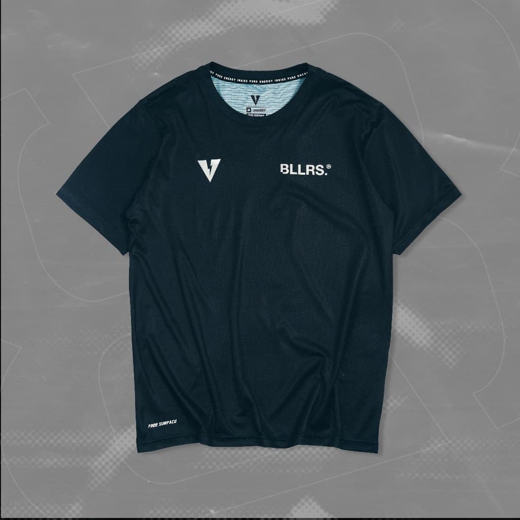 VOLT RUNNING x BLLRS เสื้อวิ่งแขนสั้น รุ่น Acce 004 Running Club สีดำ รูปที่ 2