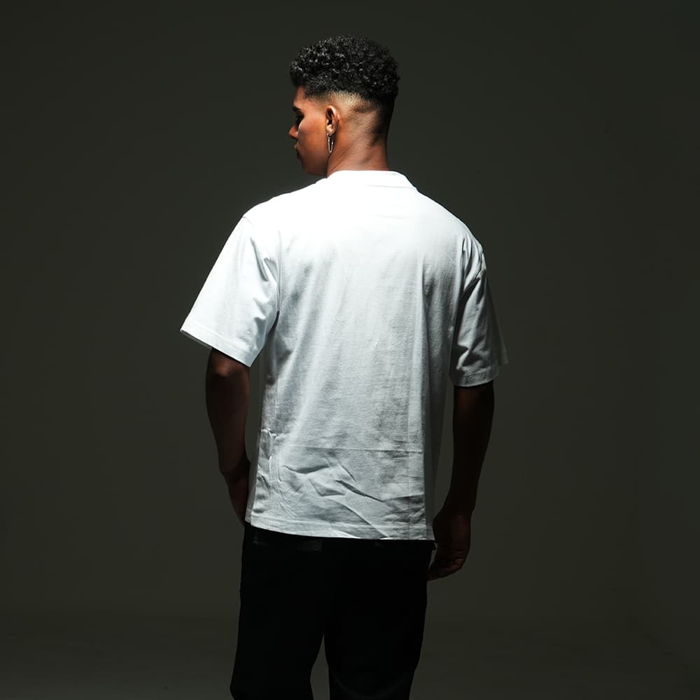 DAVIE JONES เสื้อยืดผู้ชาย Graphic Oversized Fit T-Shirt สีดำ ขาว WA0306 รูปที่ 6