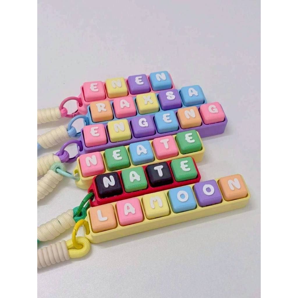 พวงกุญแจ KEYCAPใส่ชื่อได้ ชิ้นใหญ่ คีย์แคป ใส่ตัวหนังสือ รูปที่ 4