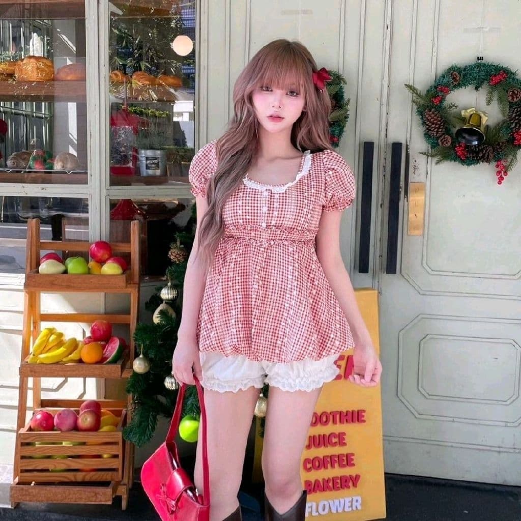 Sherlyn : เสื้อแขนตุ๊กตาเลเยอร์2ชั้น แต่งขอบระบาย รูปที่ 6