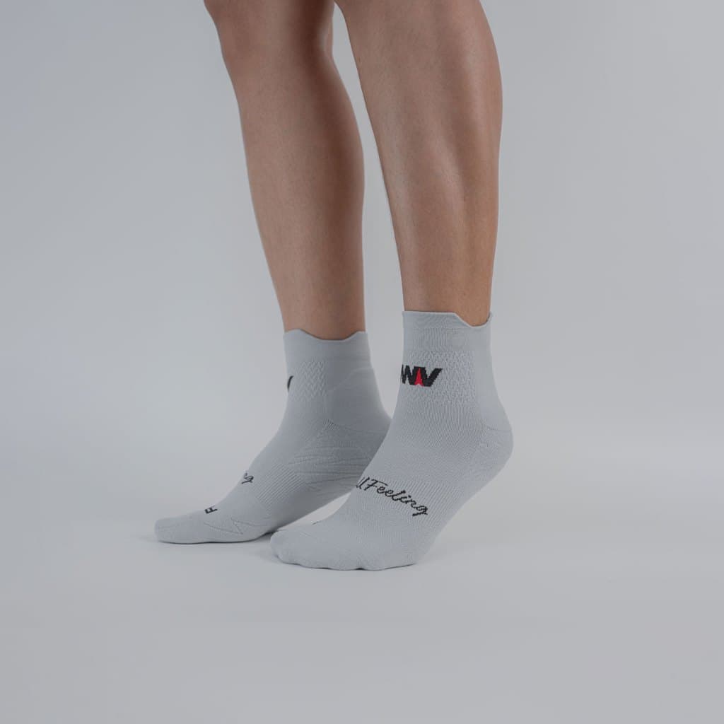 NNV Running Socks / ถุงเท้าไร้ตะเข็บสำหรับวิ่งระยะมาราธอน / ถุงเท้าข้อสั้น รูปที่ 7