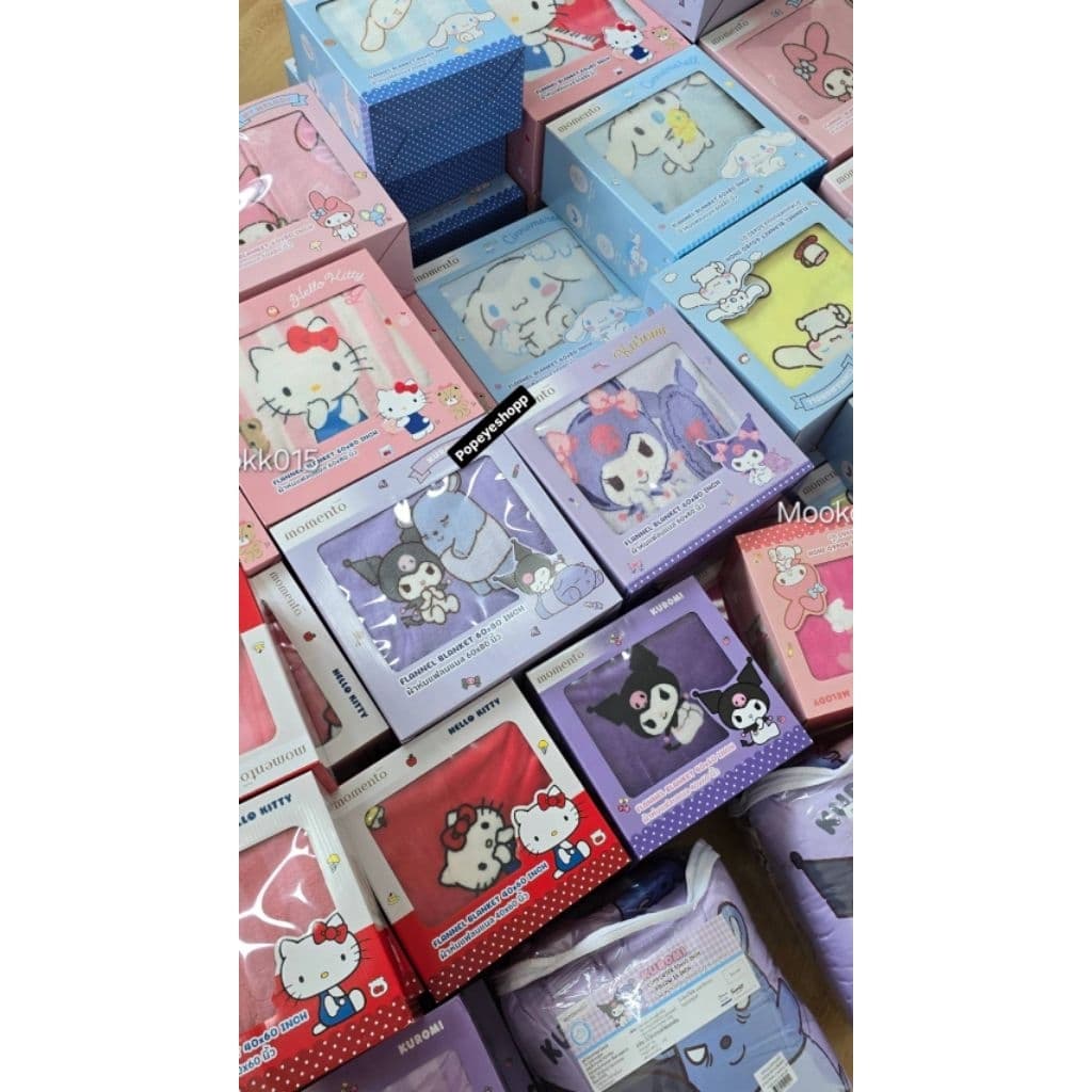 ส่งด่วนผ้าห่ม Momento x Sanrio ของแท้ ลายการ์ตูน คิดตี้ ชินาม่อน มีหลายลาย ขนาด 40*60 และ 60*80 โปรดอ่านก่อนสั่งซื้อ รูปที่ 2