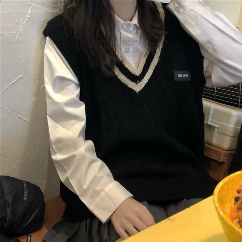 เสื้อกั๊กไหมพรม ผู้ชาย คอวี ลายเรียบๆสไตล์เกาหลี ขนาด Freesize สวมใส่สบาย เสื้อกั๊กแฟชั่นใหม่ ฤดูใบใบผลิ รูปที่ 6