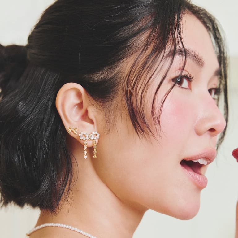 YVIS Diamond Drops Stud Brass Earring - YVIS X Proud O Wedding รูปที่ 2