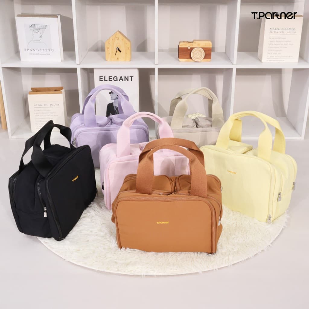 Tpartner Makeup Bag — กระเป๋าจัดระเบียบเครื่องสำอางใช้งานได้สะดวก จุเยอะ ใส่ได้ครบทั้งเมคอัพ สกินแคร์ โฟมล้างหน้า รูปที่ 6