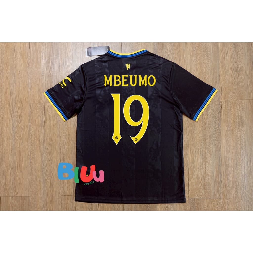 เสื้อฟุตบอล แมuยู ชุด3 สีดำ ฤดูกาล 2025-26 เกรดแฟนบอล โลโก้ปัก ในไทย รูปที่ 6