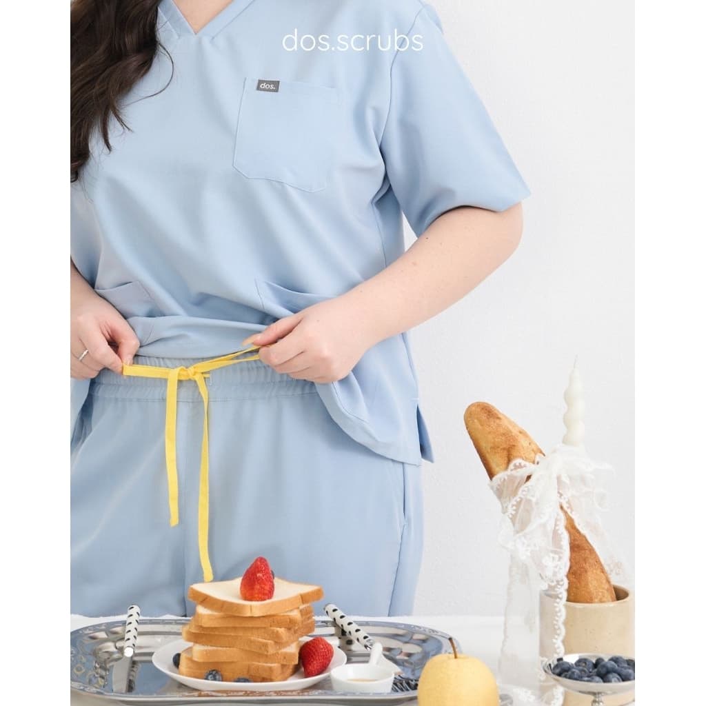 dos.scrubs รุ่น Proud - ชุดสครับแพทย์ ชุดแพทย์ไซส์ใหญ่ ทรงผู้หญิง รูปที่ 3