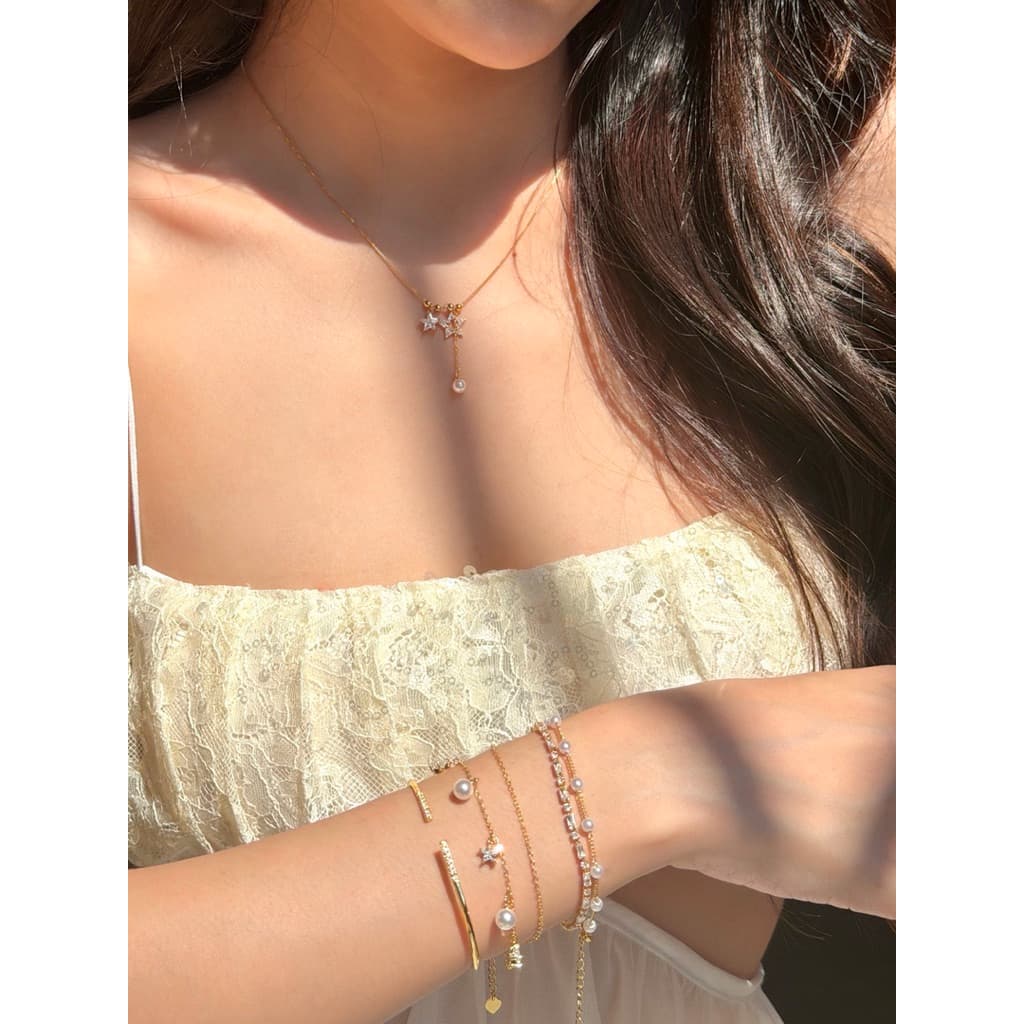 Socrush.bkk | WHISPERING STAR bracelet | SB-098 | สร้อยข้อมือ ดาว มุก เลเยอร์ รูปที่ 3