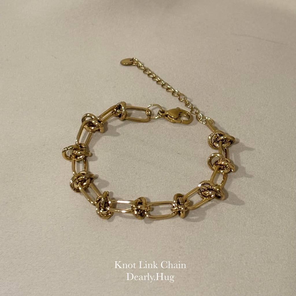Dearly.Hug- Gold Braclet สีทอง สร้อยข้อมือสแตนเลส รูปที่ 4