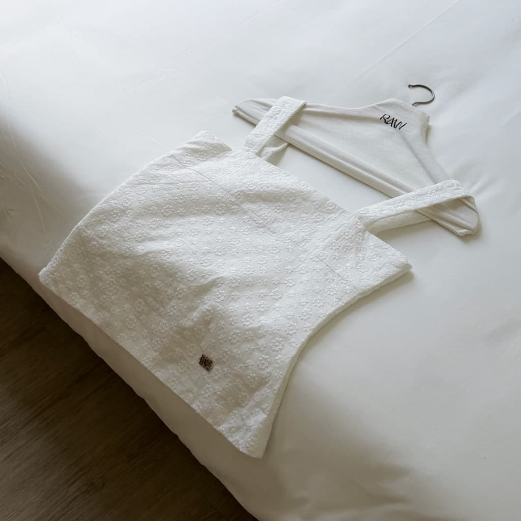 Roomry.n - Feminine Lace Top เสื้อสายเดี่ยว รูปที่ 1