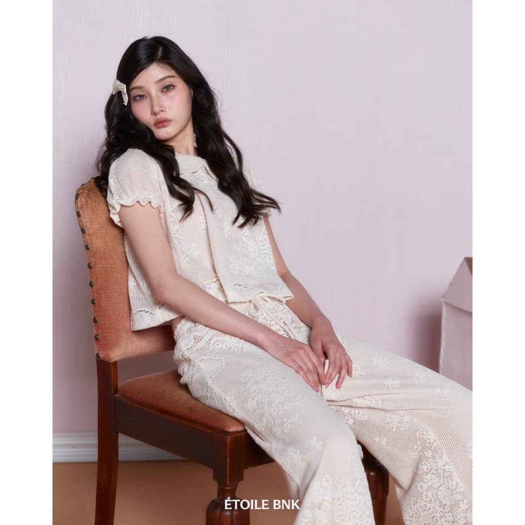 ÉTOILE BNK MIKI TOP เสื้อครอปแขนตุ๊กกา คอปกบัว รูปที่ 3