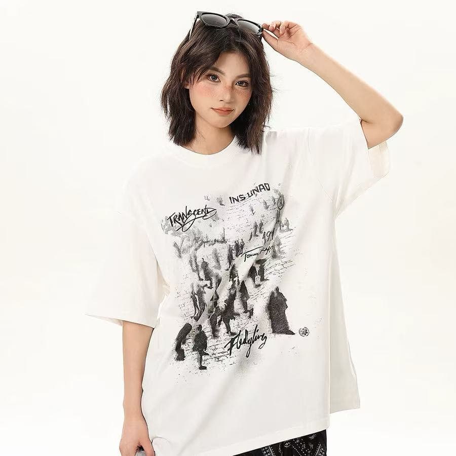 เสื้อยืดคอกลมลายพิมพ์แบรนด์ฮิต สไตล์อเมริกันไฮสตรีท ฤดูร้อน ใส่ได้ทั้งคู่รัก ทรงหลวมแขนสั้นผู้หญิง แต่งตัวแมตช์ง่าย รูปที่ 4