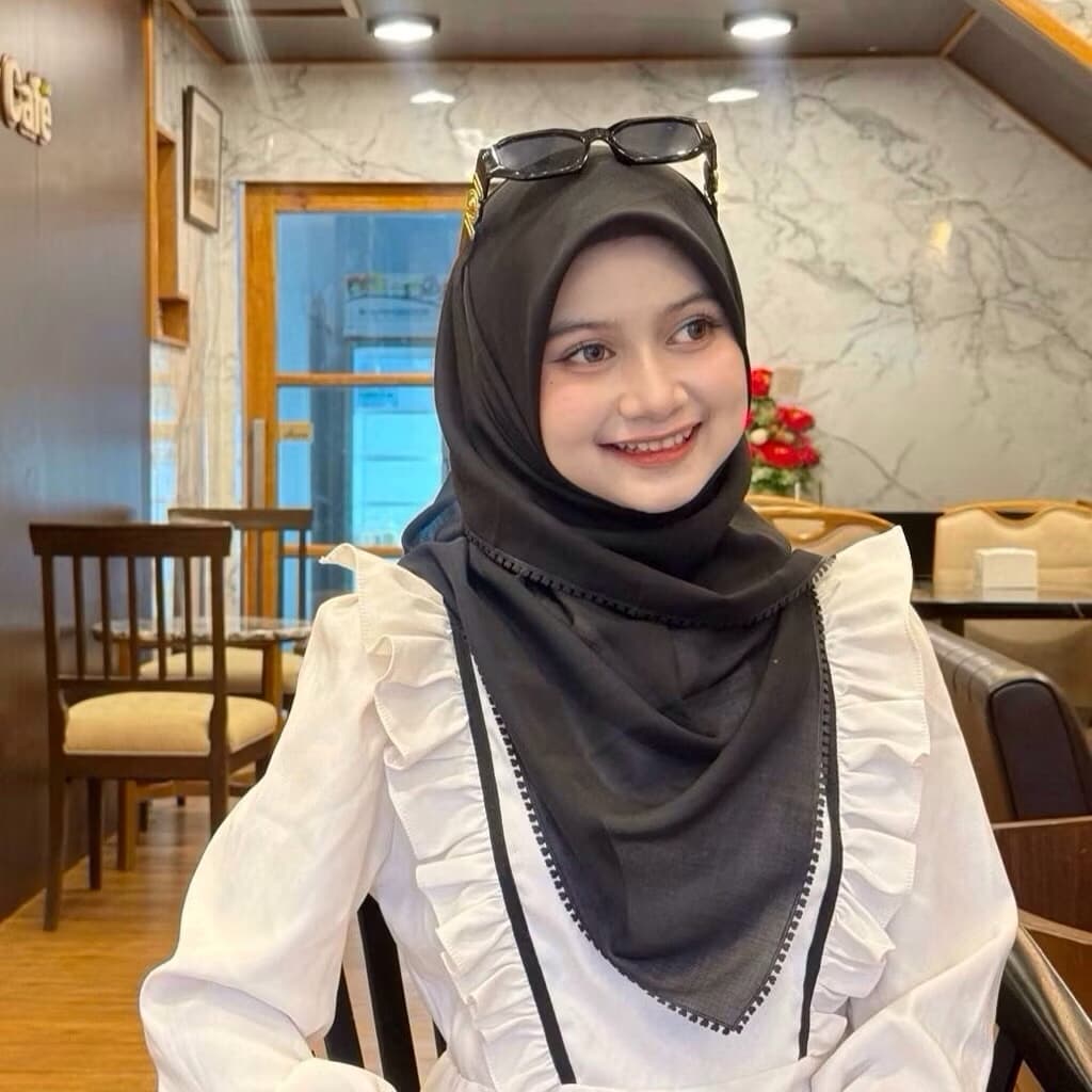 ผ้าคลุมฮิญาบสีดำ รวมทุกรุ่นทุกแบบ ทั้งหลากรู หลาสาม สวมสำเร็จ ทุกรุ่นทุกแบบ รูปที่ 9