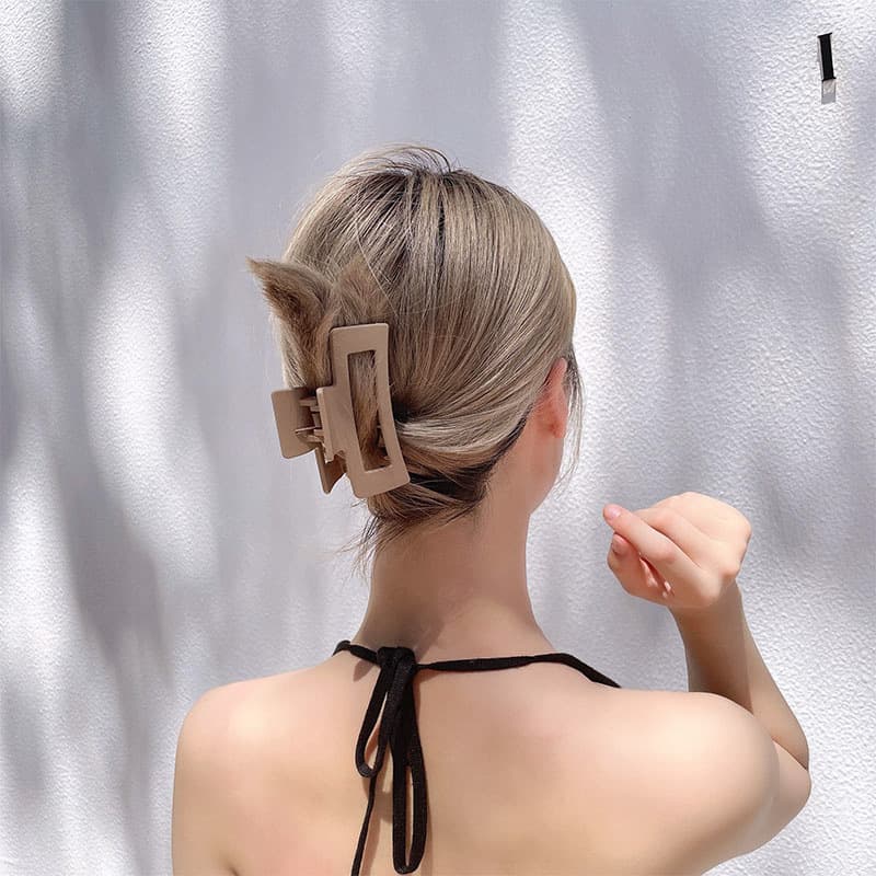 กิ๊บติดผม เนื้อแมตต์ ทรงสี่เหลี่ยม ขนาดใหญ่ 8.5 ซม. คุณภาพสูง แฟชั่นเรียบง่าย สําหรับผู้หญิง รูปที่ 6