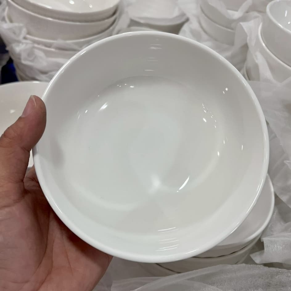 ถ้วยเซรามิก ขนาด 6 นิ้ว ถ้วยทรงกลม ชามลายสีขาวเงา ทำจากเซรามิคเนื้อดี เข้าไมโครเวฟได้ รูปที่ 2