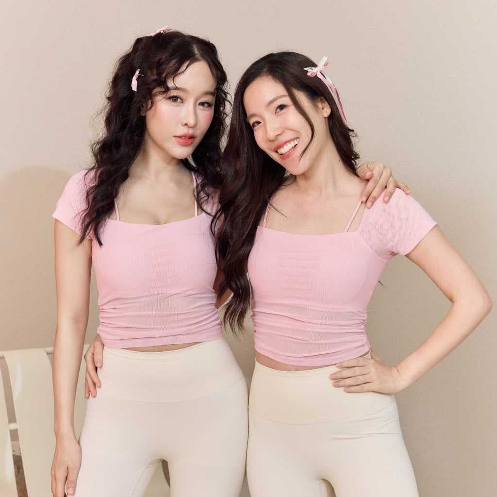 Darlyn - Nola top bra เสื้อออกกำลังกาย แขนสั้น ทรงสวยเข้ารูป ระบายอากาศได้ดี รูปที่ 3