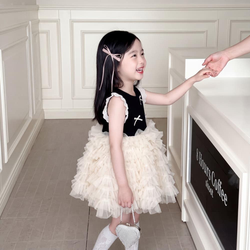 PRINCESS KESLI ชุดเดรสเด็กผู้หญิง สาวฤดูร้อน แขนกุด เสื้อผ้าเด็ก ตาข่าย โบว์ สไตล์น่ารัก 2-9 ปี รูปที่ 3