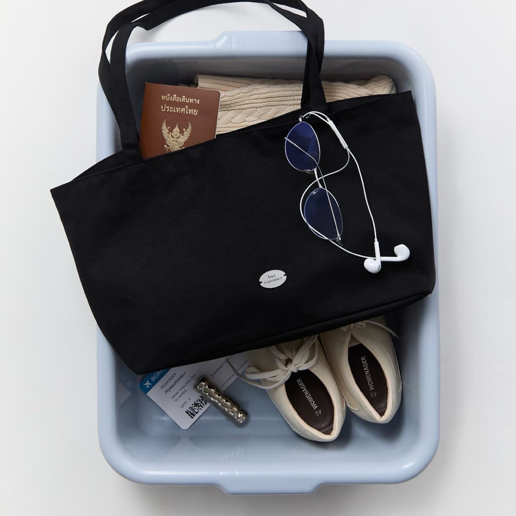 cloudy bag - Hyesummer.r กระเป๋าผ้าแคนวาส รูปที่ 2