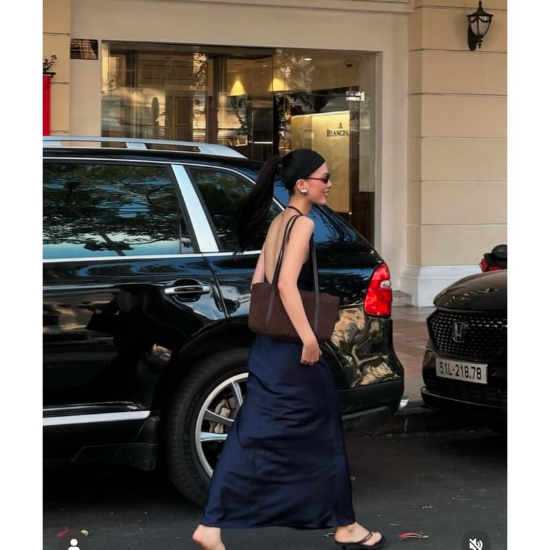 เดรสยาว Form 2-Strap Silk Dress รูปที่ 3