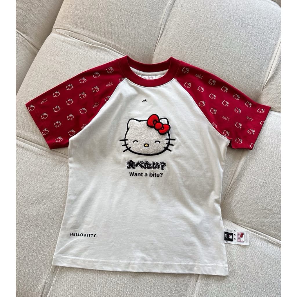 Baby Tee x Hello Kitty | Joy Icon Lightweight Raglan Regular Tee/ Red รูปที่ 1